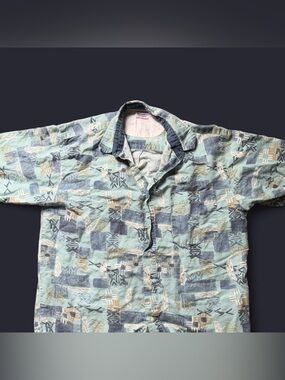 Hawaiian Button Up